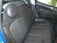 2011款 两厢 1.4L 手动 品乐版