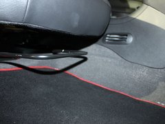 2011款 两厢 1.4L 手动 品乐版