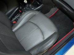 2011款 两厢 1.4L 手动 品乐版
