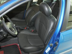 2011款 两厢 1.4L 手动 品乐版