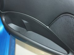 2011款 两厢 1.4L 手动 品乐版