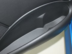 2011款 两厢 1.4L 手动 品乐版