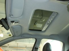 2011款 两厢 1.4L 手动 品乐版