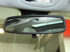 2011款 两厢 1.4L 手动 品乐版