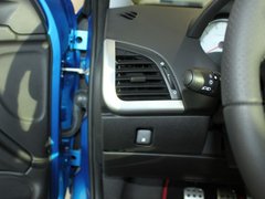 2011款 两厢 1.4L 手动 品乐版
