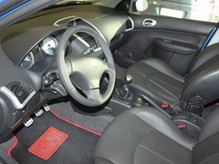 2011款 两厢 1.4L 手动 品乐版