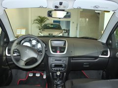 2011款 两厢 1.4L 手动 品乐版