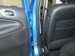 2011款 两厢 1.4L 手动 品乐版