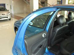 2011款 两厢 1.4L 手动 品乐版