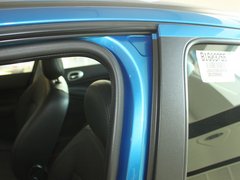 2011款 两厢 1.4L 手动 品乐版