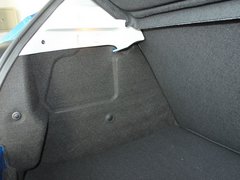2011款 两厢 1.4L 手动 品乐版