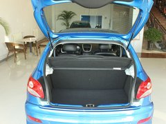 2011款 两厢 1.4L 手动 品乐版