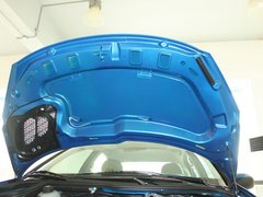 2011款 两厢 1.4L 手动 品乐版