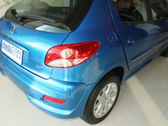 2011款 两厢 1.4L 手动 品乐版
