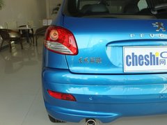 2011款 两厢 1.4L 手动 品乐版