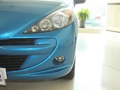 2011款 两厢 1.4L 手动 品乐版
