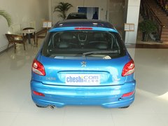 2011款 两厢 1.4L 手动 品乐版