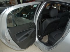 2011款 三厢 1.4L 手动 驭乐版