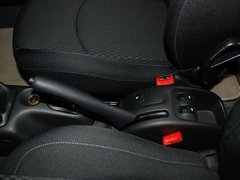 2011款 三厢 1.4L 手动 驭乐版