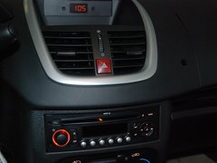 2011款 三厢 1.4L 手动 驭乐版