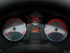 2011款 三厢 1.4L 手动 驭乐版