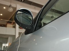 2011款 三厢 1.4L 手动 驭乐版