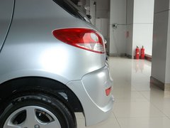 2011款 三厢 1.4L 手动 驭乐版