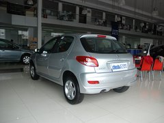 2011款 三厢 1.4L 手动 驭乐版