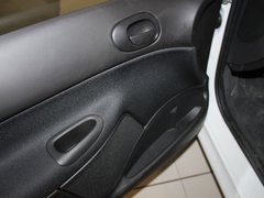 2011款 三厢 1.4L 手动 驭乐版