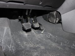 2011款 三厢 1.4L 手动 驭乐版