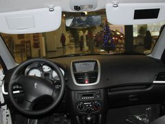 2011款 三厢 1.4L 手动 驭乐版