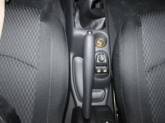2011款 三厢 1.4L 手动 驭乐版