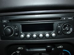 2011款 三厢 1.4L 手动 驭乐版