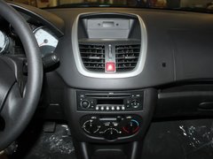 2011款 三厢 1.4L 手动 驭乐版