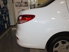 2011款 三厢 1.4L 手动 驭乐版