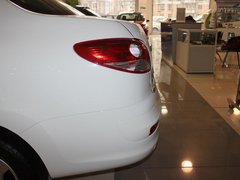 2011款 三厢 1.4L 手动 驭乐版