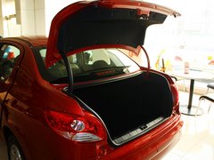2011款 三厢 1.4L 手动 驭乐版