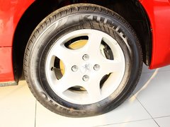 2011款 三厢 1.4L 手动 驭乐版