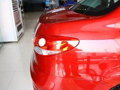 2011款 三厢 1.4L 手动 驭乐版