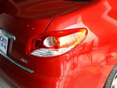 2011款 三厢 1.4L 手动 驭乐版