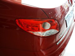 2011款 三厢 1.4L 手动 驭乐版