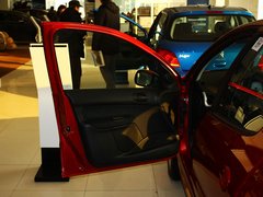 2011款 三厢 1.4L 手动 驭乐版