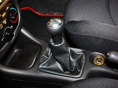 2011款 三厢 1.4L 手动 驭乐版