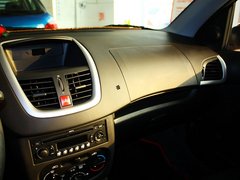 2011款 三厢 1.4L 手动 驭乐版