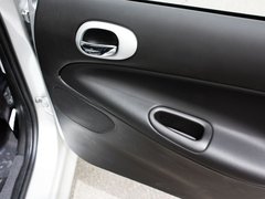 2011款 三厢 1.4L 手动 品乐版