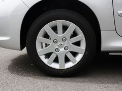 2011款 三厢 1.6L 手动 品乐版
