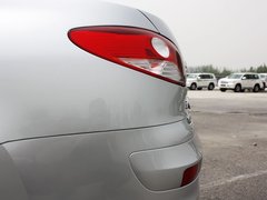 2011款 三厢 1.6L 手动 品乐版