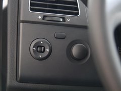 2011款 1.8T 自动 两驱胜域版 5座