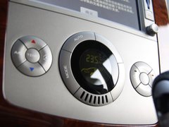 2011款 1.8T 自动 四驱豪域版 5座
