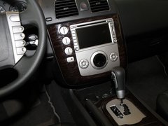 2011款 1.8T 自动 四驱豪域版 5座